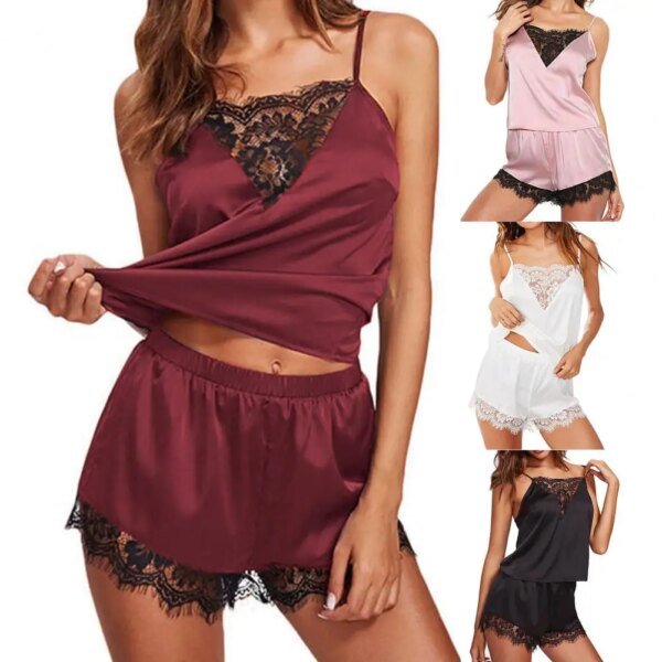 طقم نوم ساتان بلمسة دانتيل راقية